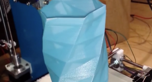 3D Printing Demonstration – Using A 3D Printer To Make A Twisted Vase